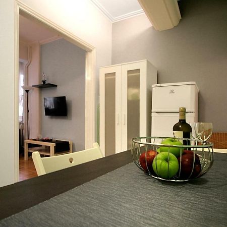 Ferienwohnung Luxury Flat In Kolonaki, 3' Metro Athen Exterior foto