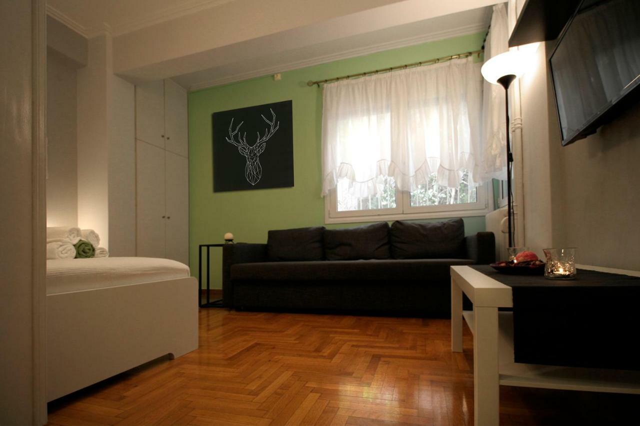 Ferienwohnung Luxury Flat In Kolonaki, 3' Metro Athen Exterior foto